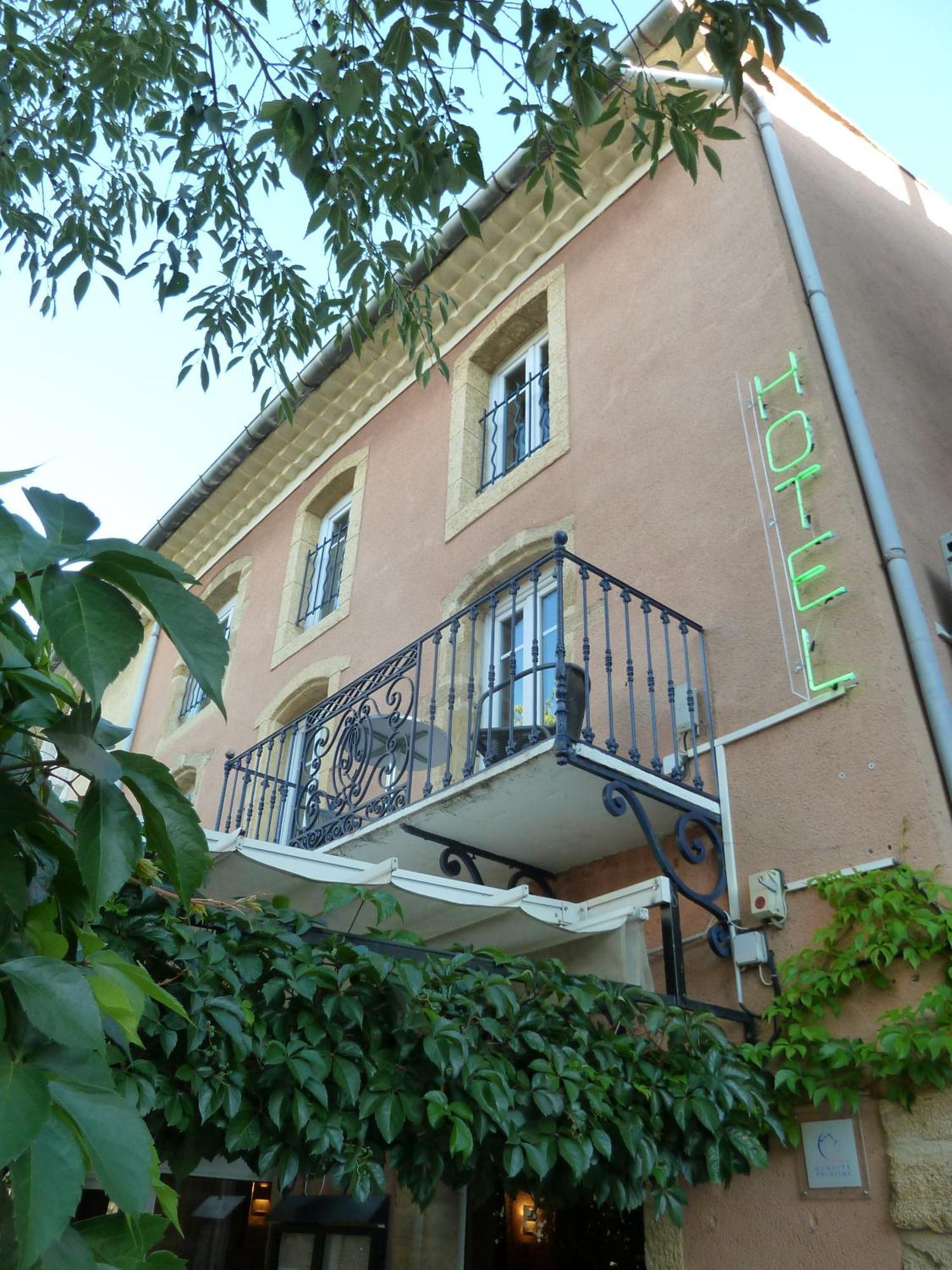 Logis Hotel Restaurant La Farigoule Sainte-Cécile-les-Vignes Eksteriør bilde