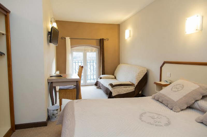 Logis Hotel Restaurant La Farigoule Sainte-Cécile-les-Vignes Eksteriør bilde